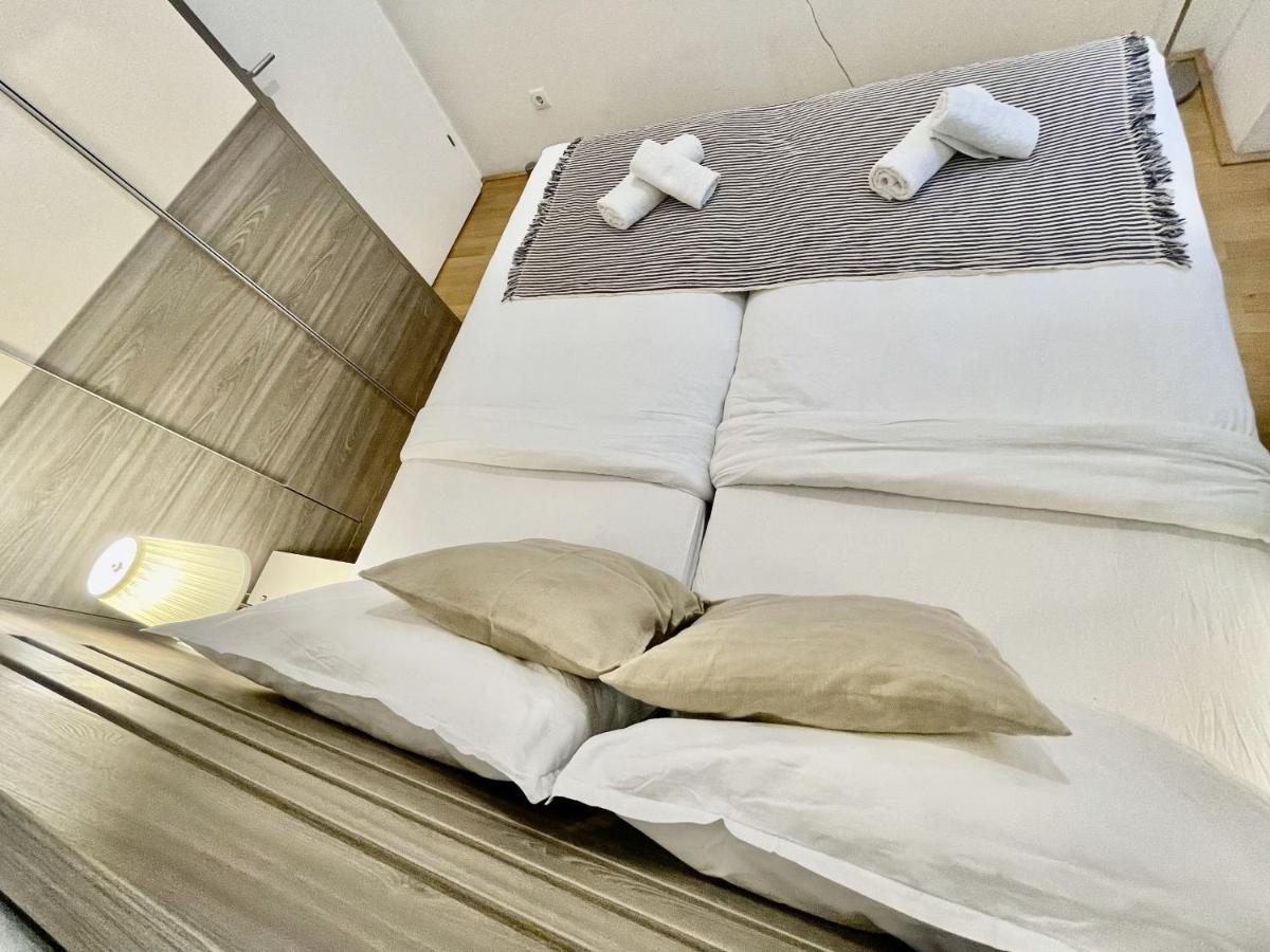 Vienna City Apartment 7 Bagian luar foto